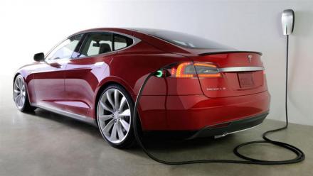 Tesla : vers des licenciements ?
