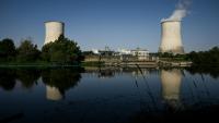 Les deux tours de refroidissement de la centrale nucléaire de Civaux, dans la Vienne, le 24 juin 2026
