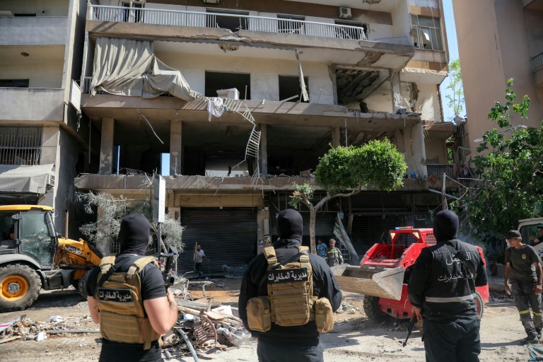 Immeuble endommagé à la suite d'une frappe israélienne dans la banlieue sud de Beyrouth, le 14 juin 2026.
