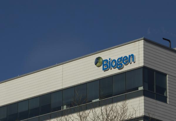 Le Leqembi (lécanémab), développé par les laboratoires Biogen et Eisai, est l'un des principaux espoirs contre la maladie d'Alzheimer