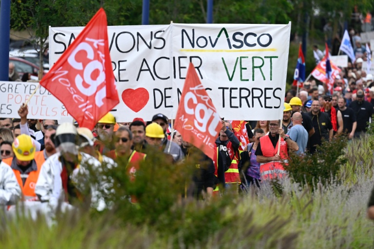 Manifestation de soutien aux employés de Novasco à Hagondage (nord-est), le 4 septembre 2025