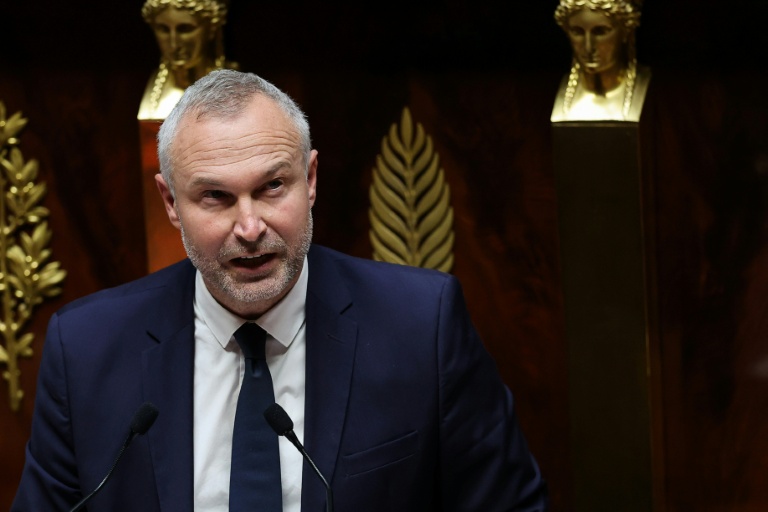 Le ministre des Relations avec le Parlement, Laurent Panifous, à l'Assemblée nationale le 30 octobre 2025