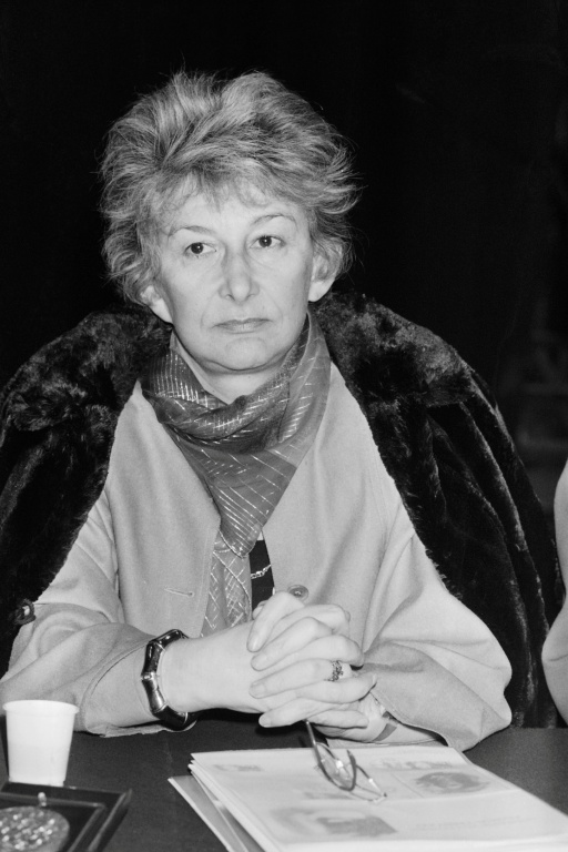 Yvette Roudy, alors ministre des Droits de la femme, assiste à un colloque sur le thème 