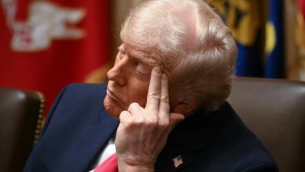 Le président américain Donald Trump pendant un conseil des ministres le 2 décembre 2025 à la Maison Blanche