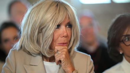 Brigitte Macron lors d'une visite à l'abbaye de Pontlevoy, dans le Loir-et-Cher, lors des journées du patrimoine, le 19 septembre 2025