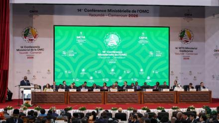 Des participants à la conférence ministérielle de l'OMC à Yaoundé, le 26 mars 2026 au Cameroun