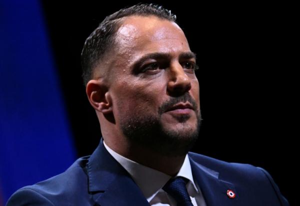 Le député LFI et candidat à la mairie de Marseille Sébastien Delogu, le 6 novembre 2025 lors de sa première réunion de campagne à Marseille