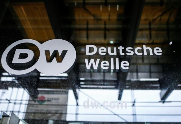 Deux journalistes locaux de la Deutsche Welle (DW) en Ethiopie ont été "suspendus définitivement", a annoncé vendredi la radio-télévision internationale allemande, dénonçant une décision "inacceptable"