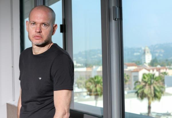 Le réalisateur israélien Nadav Lapid à Beverly Hills en Californie, le 30 mars 2026