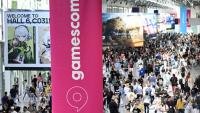  Des visiteurs au salon du jeu vidéo Gamescom, le 22 août 2024 à Cologne, en Allemagne