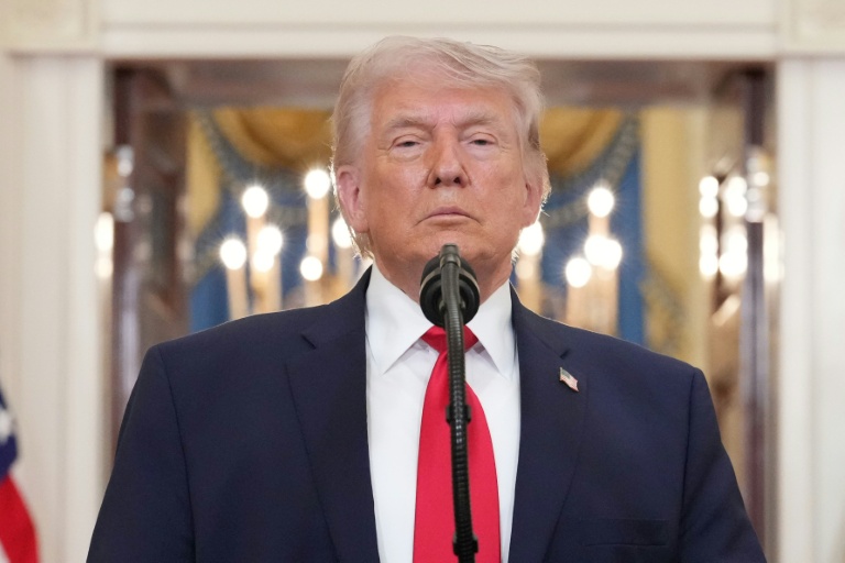 Le président américain Donald Trump lors d'une allocution télévisée sur le conflit au Moyen-Orient, à la Maison Blanche, le 1er avril 2026 à Washington