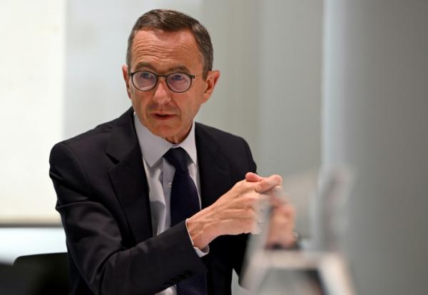 Bruno Retailleau, président des LR et candidat à la présidentielle, assiste à une réunion au siège du Parti populaire espagnol (PP) à Madrid, le 22 juin 2026 en Espagne
