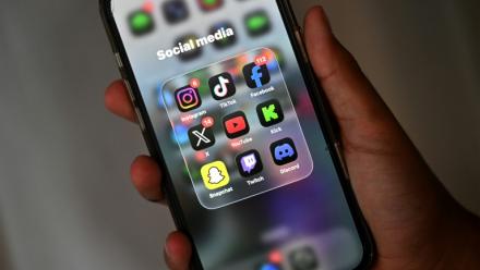 L'Indonésie a mis en demeure les géants Google et Meta pour "non-respect" de l'interdiction des réseaux sociaux aux moins de 16 ans, entrée en vigueur samedi, a annoncé la ministre des Communications