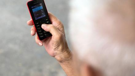 Le réseau mobile 2G connaît mardi la première étape de sa déconnexion en France, avant une extinction progressive qui s'étendra jusqu'à la fin de l'année