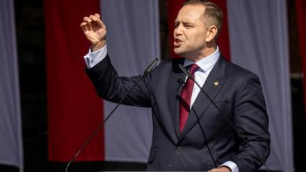 Karol Nawrocki lors de la campagne pour l'élection présidentielle, le 12 avril 2025 à Varsovie