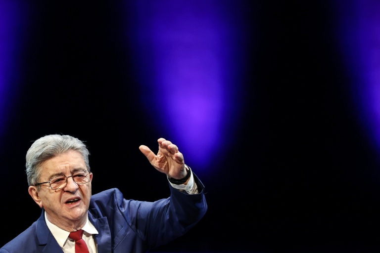 Jean-Luc Mélenchon, leader et fondateur de La France Insoumise (LFI) lors d'un meeting à Lille, le 19 mars 2026 dans le Nord