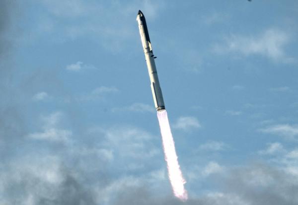 La mégafusée Starship de SpaceX décolle de Starbase, au Texas, le 28 septembre 2026