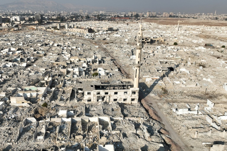 Vue aérienne de destructions dans le district d'Assali à Damas, le 2 janvier 2025