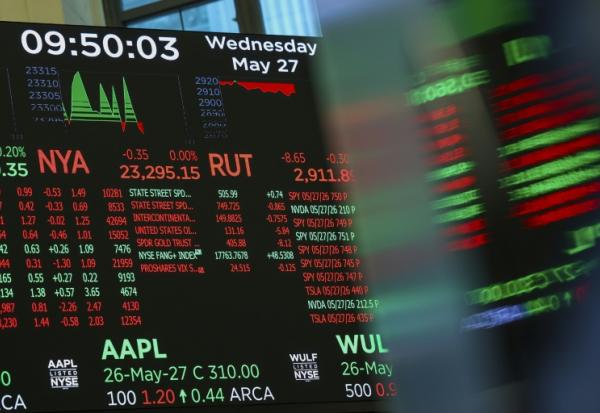 Un écran à la Bourse de New York, le 27 mai 2026
