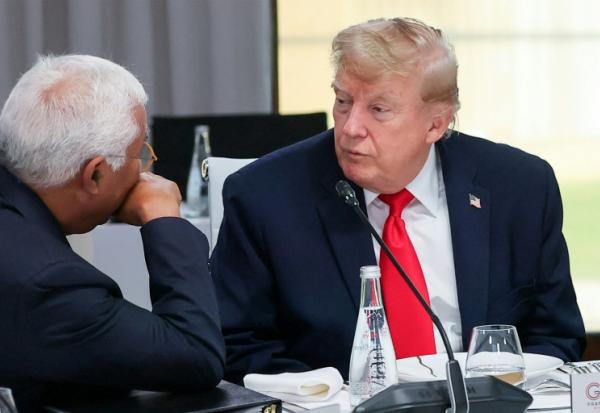 Le président américain Donald Trump avec à sa gauche le président du Conseil européen Antonio Costa lors du G7 à Evian en Haute-Savoie le 16 juin 2026