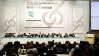 Le Premier ministre japonais Shigeru Ishiba (d) lors de la cérémonie d'ouverture de la 9e Conférence internationale de Tokyo sur le développement de l'Afrique à Pacifico Yokohama, près de Tokyo, le 20 août 2025