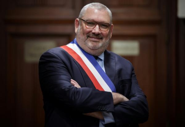 Le maire RN de Carcassonne Christophe Barthès, le 29 mars 2026 à Carcassonne, dans l'Aude