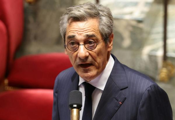 Le ministre des PME et du Pouvoir d'achat Serge Papin à l'Assemblée nationale lors de la séance des questions au gouvernement, le 22 octobre 2025 à Paris