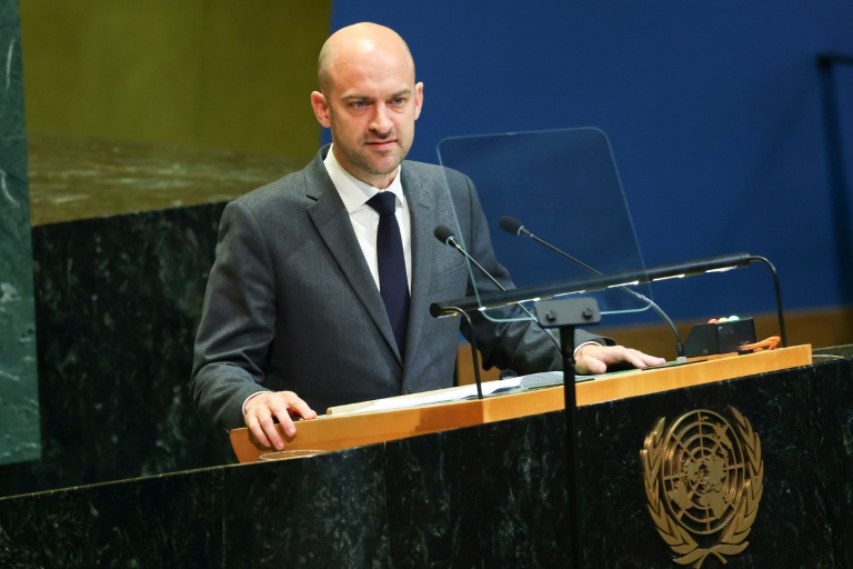 Le ministre français des Affaires étrangères Jean-Noël Barrot lors de la 11e Conférence d'examen du Traité sur la non-prolifération des armes nucléaires (TNP) au siège des Nations unies à New York, le 27 avril 2026
