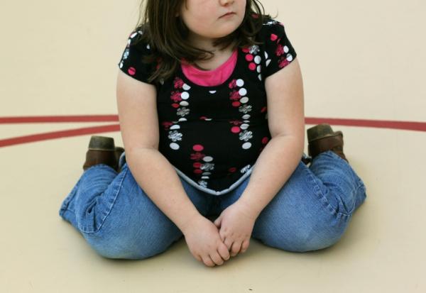 Une enfant lors d'un programme dédié aux jeunes en surpoids, le 13 novembre 2010 à Aurora, aux Etats-Unis