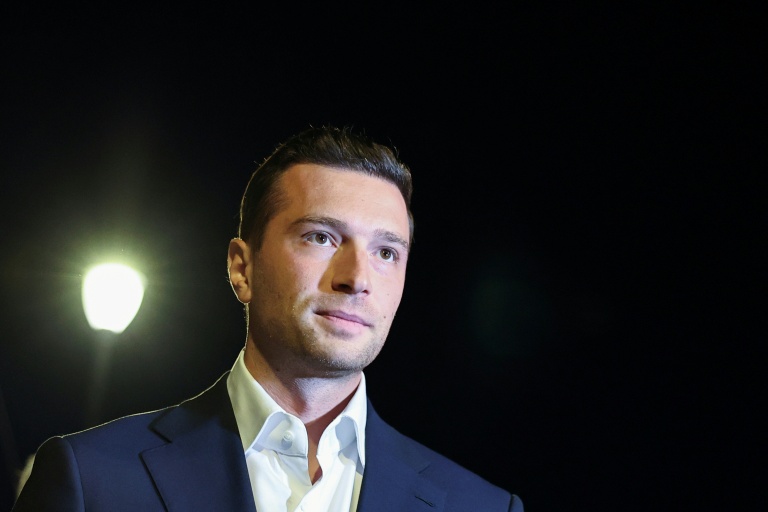 Le président du RN Jordan Bardella, lors d'un meeting pour les élections sénatoriales à La Seyne-sur-Mer, le 27 septembre 2026 dans le Var