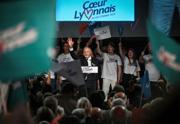 Jean-Michel Aulas tient son premier meeting à Lyon, où il est candidat aux municipales, le 26 septembre 2025