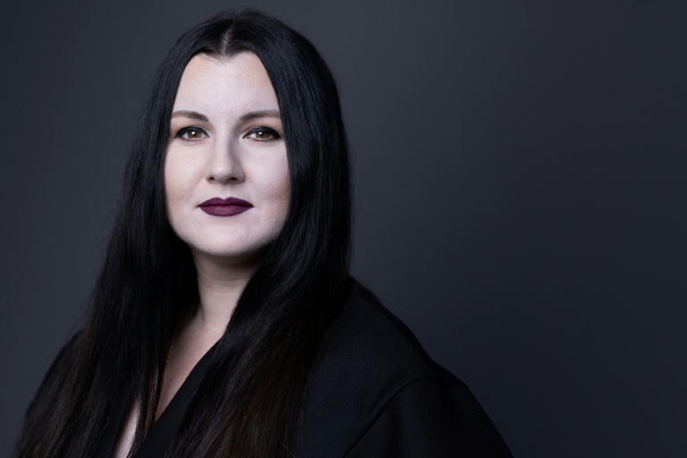 Fidji Simo, star de la tech et numéro 2 de facto d'OpenAI, lors du Sommet pour l'action sur l'Intelligence artificielle (IA), au Grand Palais, à Paris, le 11 février 2025