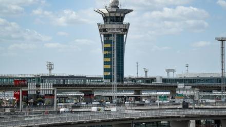 La tour de contrôle de l'aéroport de Paris-Orly, le 22 juin 2020