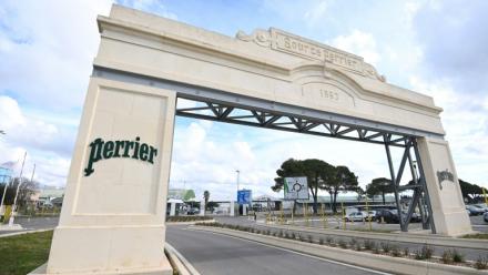L'entrée de l'usine Perrier à Vergèze (Gard), le 7 février 2025