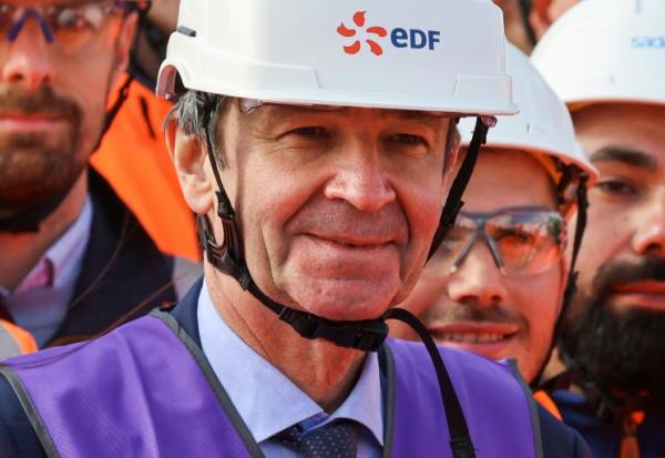 Le PDG d'EDF, Bernard Fontana, photographié à Petit-Caux (Seine-Maritime) le 12 mars 2026