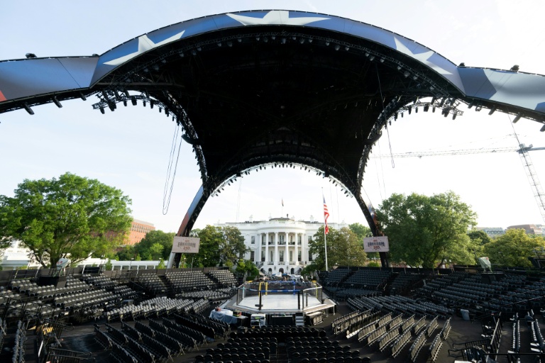 La structure construite pour accueillir les combats de MMA à la Maison Blanche, à Washington, le 11 juin 2026