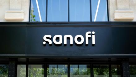 Sanofi pourrait suivre le mouvement des laboratoires pharmaceutiques qui anticipent d'éventuels droits de douane sur les médicaments en investissant aux États-Unis pour y muscler leur production