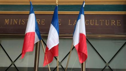 Cinq femmes ont demandé jeudi au tribunal administratif de condamner l'Etat, reprochant au ministère de la Culture d'avoir été inactif face à Christian Nègre, un ex-haut fonctionnaire mis en examen pour avoir drogué près de 250 femmes