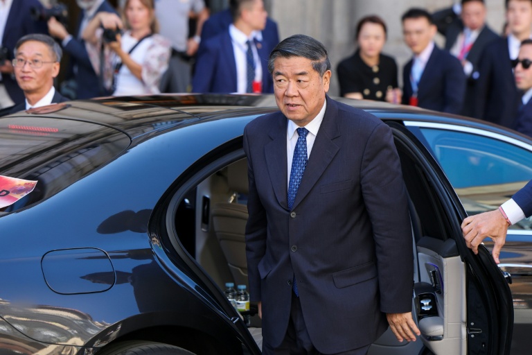 Le vice-premier ministre chinois, He Lifeng, à Madrid le 14 septembre 2025