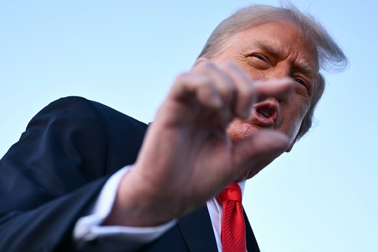 Le président américain Donald Trump à la base aérienne d'Andrews, dans le Maryland, le 7 septembre 2025