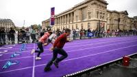 Des participants à Paris lors d'une course organisée dans le cadre de la première Fête du sport, avec plus de 5.000 événements dans toute la France, le 14 septembre 2025