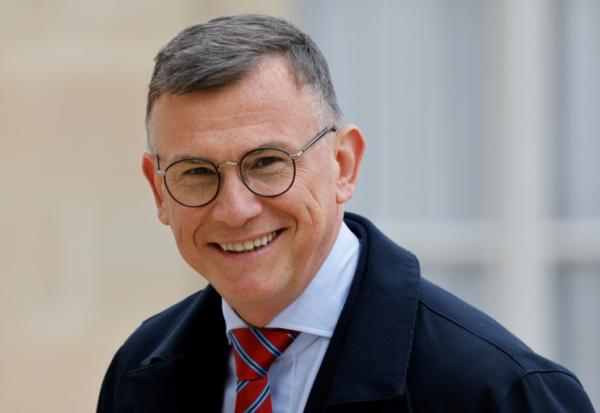 Le maire LR d'Aulnay-sous-Bois, en Seine-Saint-Denis, Bruno Beschizza, le 11 mai 2023, à Paris