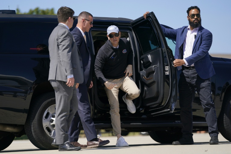 Le secrétaire d'Etat américain Marco Rubio arrive à la base aérienne d'Andrews, dans le Maryland, avant de s'envoler pour Israël, le 13 septembre 2025