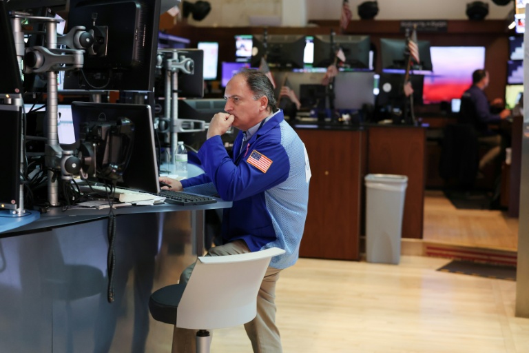 Un opérateur à la Bourse de New York, le 15 août 2025