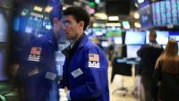 Un opérateur à la Bourse de New York, le 15 août 2025