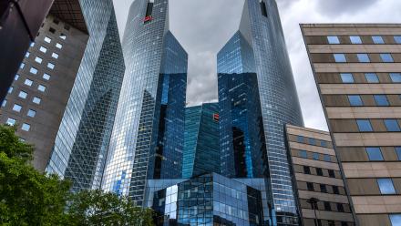 Les valeurs du jour à Paris - Les banques comme principales victimes boursières de la crise politique
