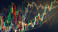 Wall Street dans le rouge à la veille du symposium de la Fed