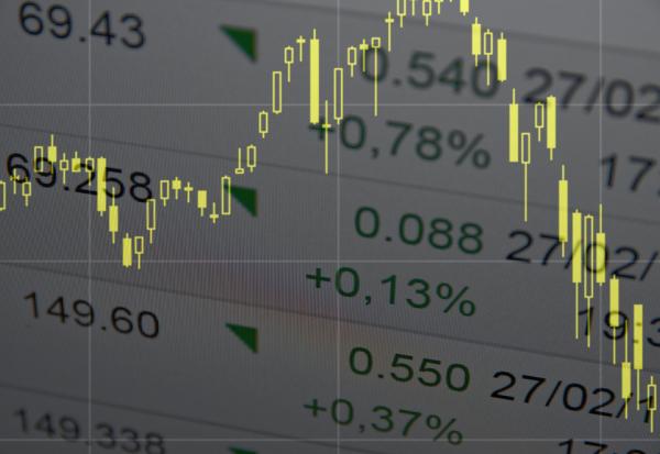Wall Street en ordre dispersé ; le S&P500 sur un nouveau plus haut historique grâce à Oracle