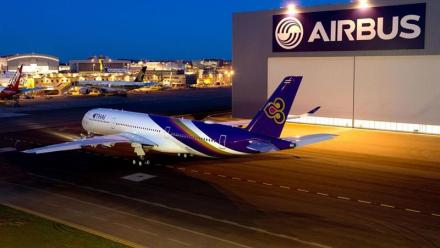 Airbus : confiant quant à son objectif de livraison pour 2026, le titre accélère