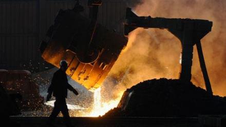 Aperam et ArcelorMittal flambent, Bruxelles va augmenter les droits de douane sur les importations d'acier